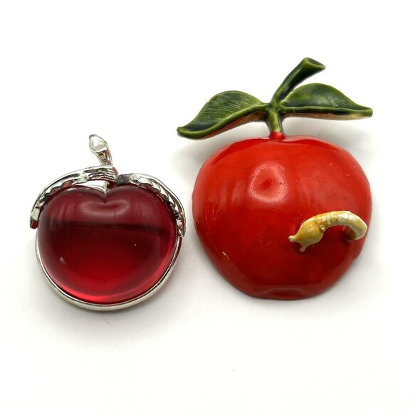 Red Apple Brooch Bundle Original by Robert Sarah Coventry Vintage Teacher Gifts - Picture 1 of 12